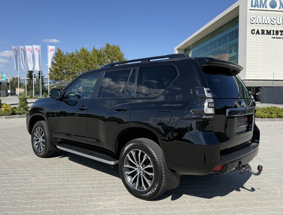 Toyota Land Cruiser (5)