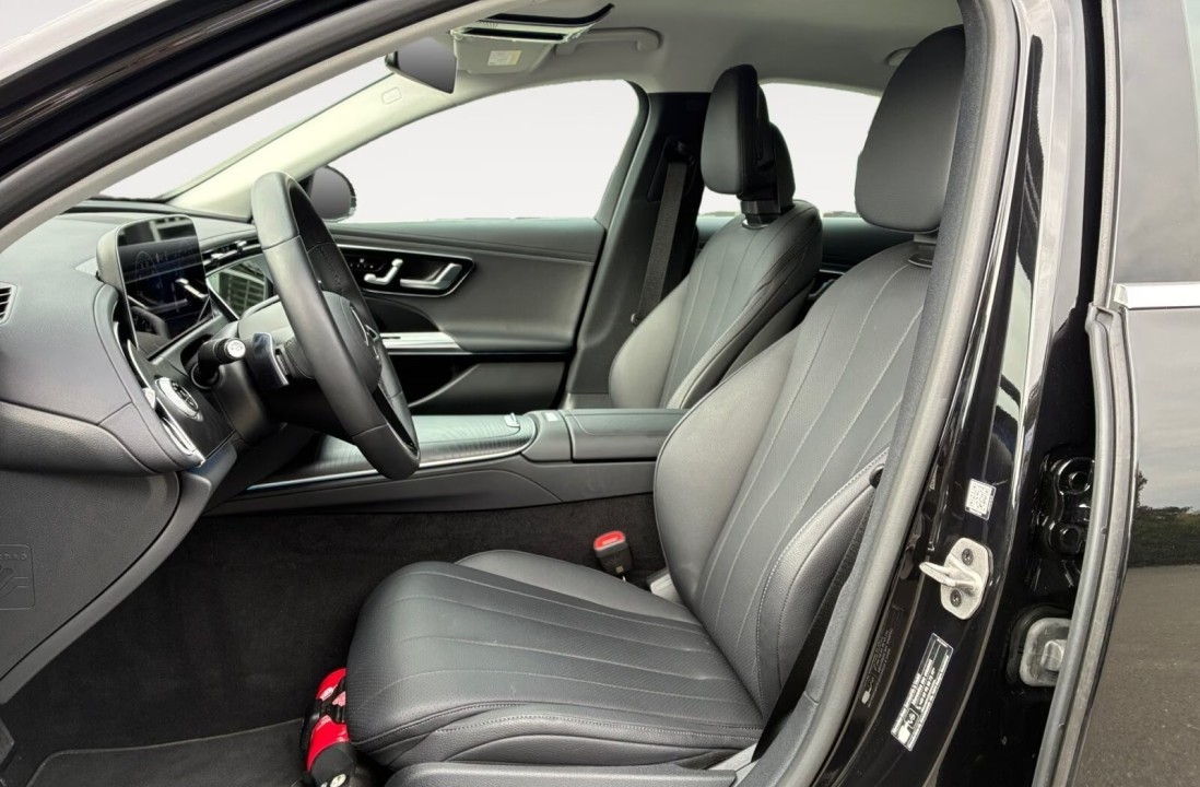 Mercedes-Benz E 450 4MATIC - foto 12