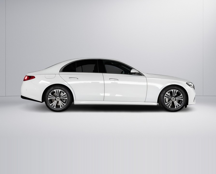 Mercedes-Benz E 450 4MATIC (3)
