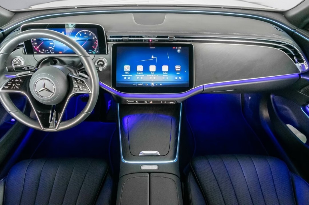 Mercedes-Benz E 450 4MATIC - foto 7