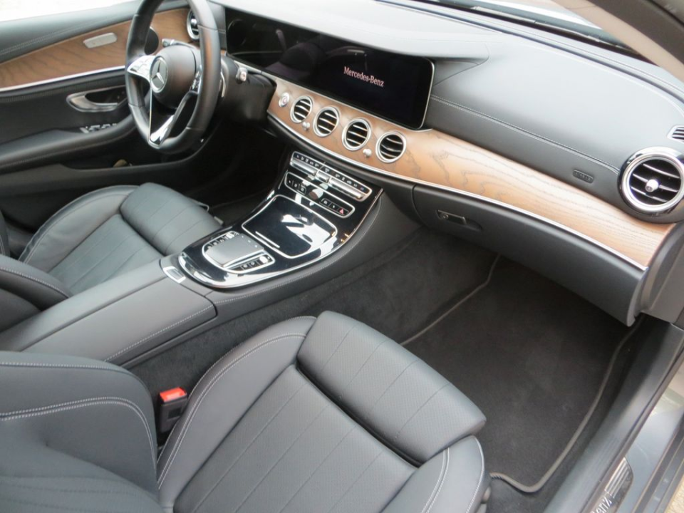 Mercedes-Benz E 220d 9G Avantgarde - foto 6