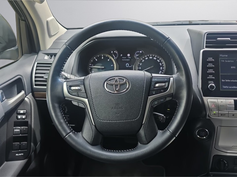 Toyota Land Cruiser Executive - foto 12