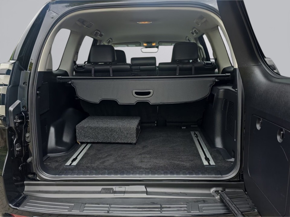 Toyota Land Cruiser Executive - foto 16