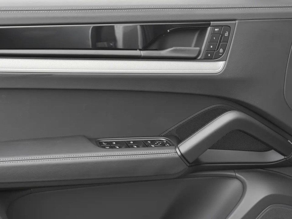 Porsche Cayenne Coupe E-Hybrid - foto 20