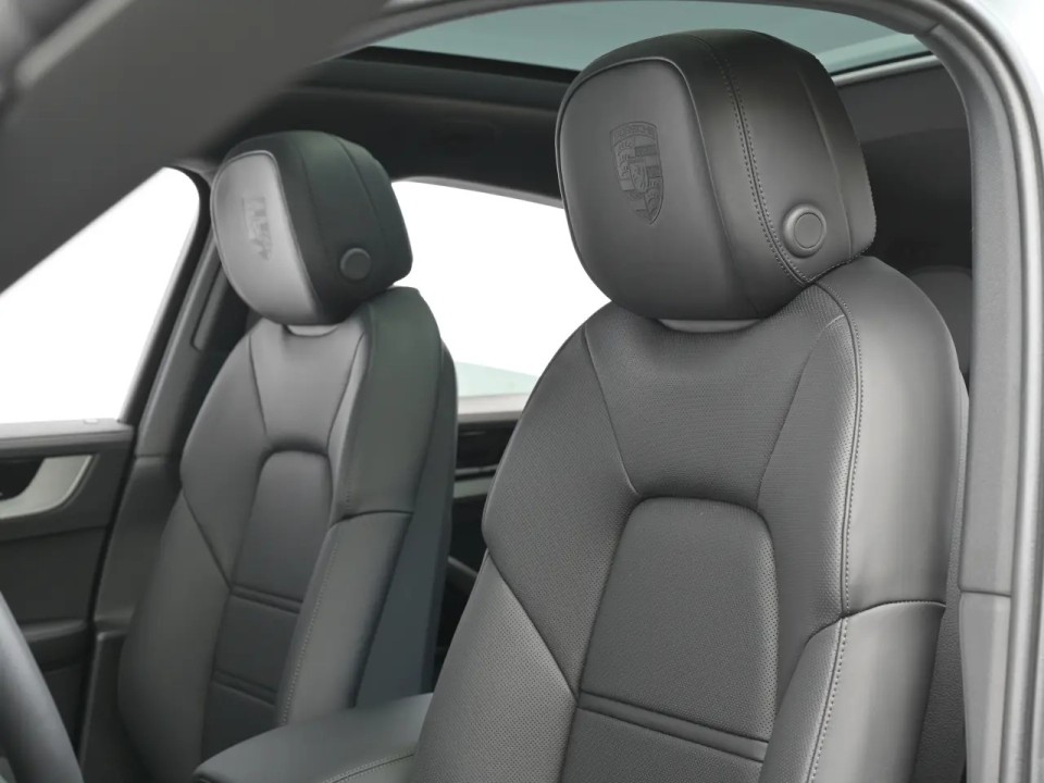 Porsche Cayenne Coupe E-Hybrid - foto 17