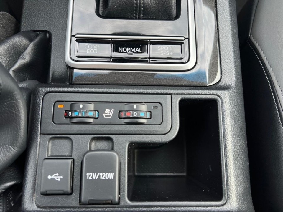 Toyota Land Cruiser Executive - foto 17