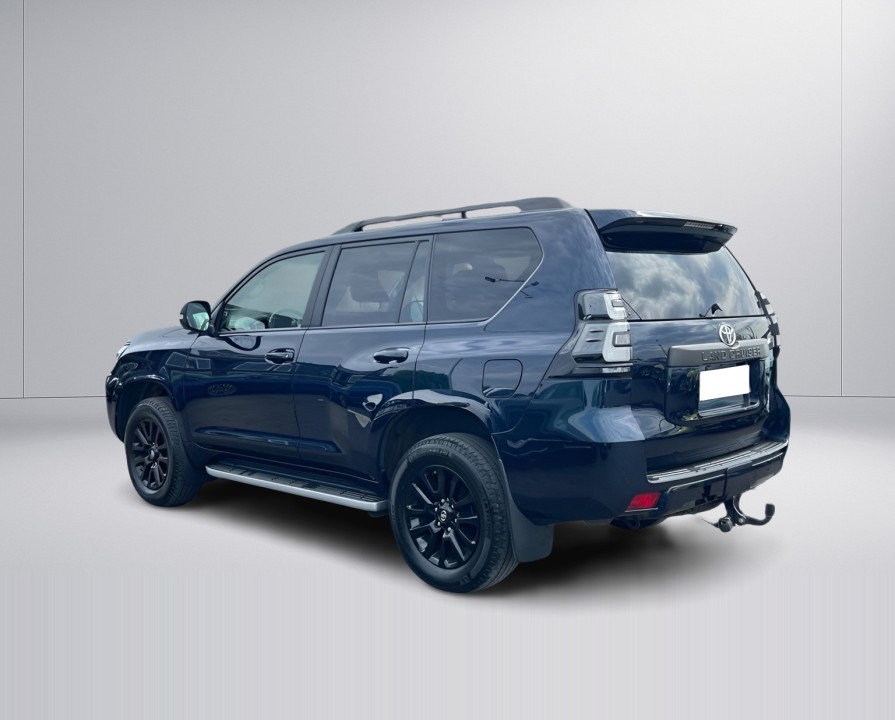 Toyota Land Cruiser Executive (5)