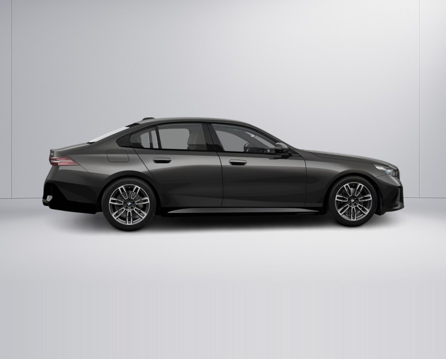 BMW Seria 5 xDrive540d M-Sport (3)