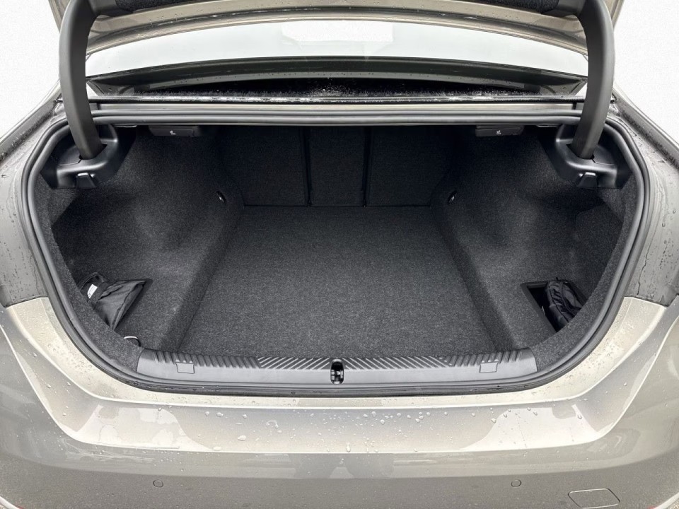 BMW Seria 5 xDrive540d - foto 14