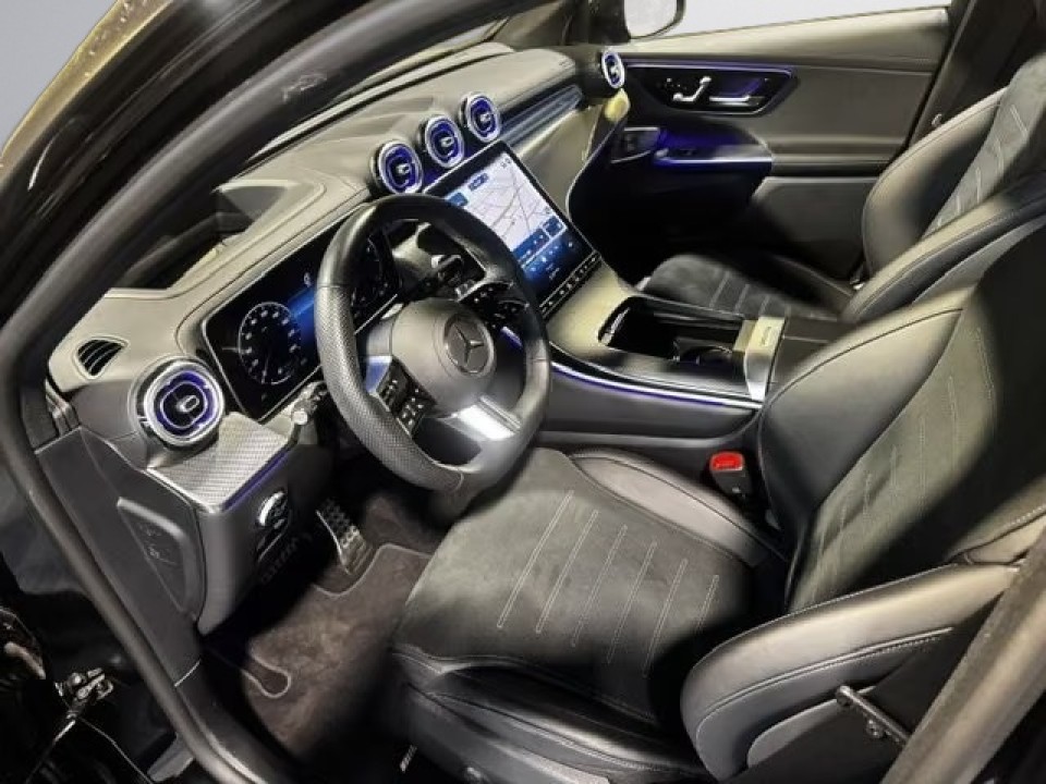 Mercedes-Benz GLC 200 AMG 4MATIC (3)