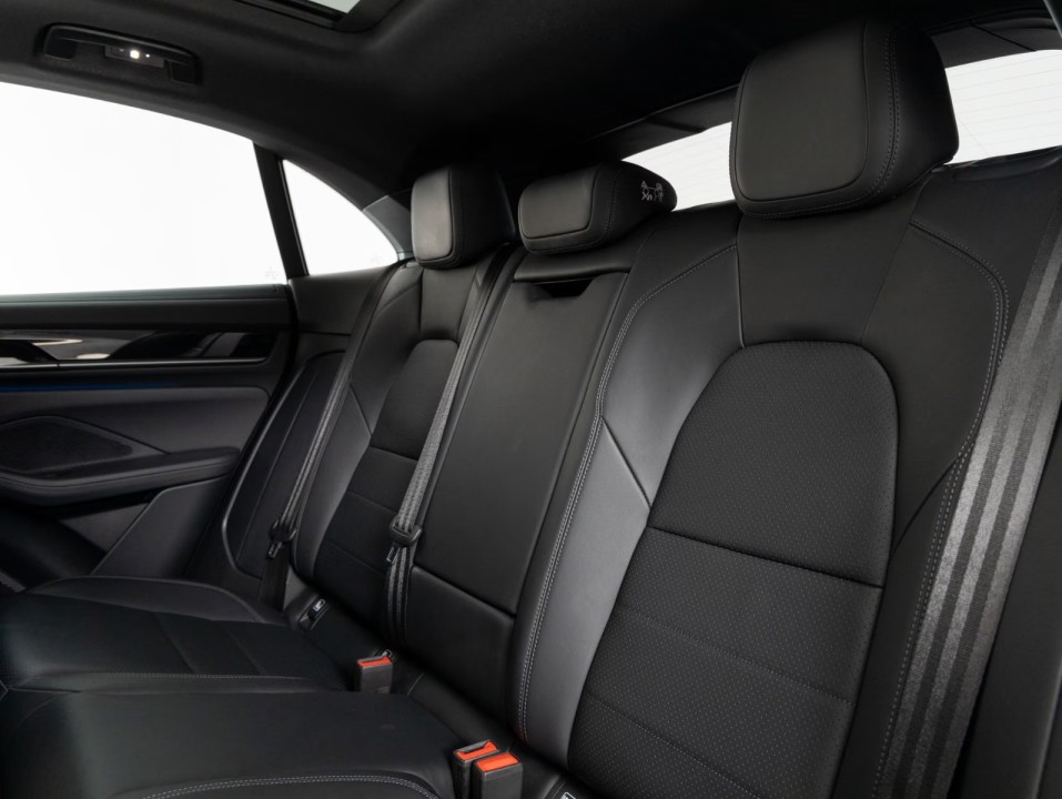 PORSCHE Macan 2024 — imagine 20