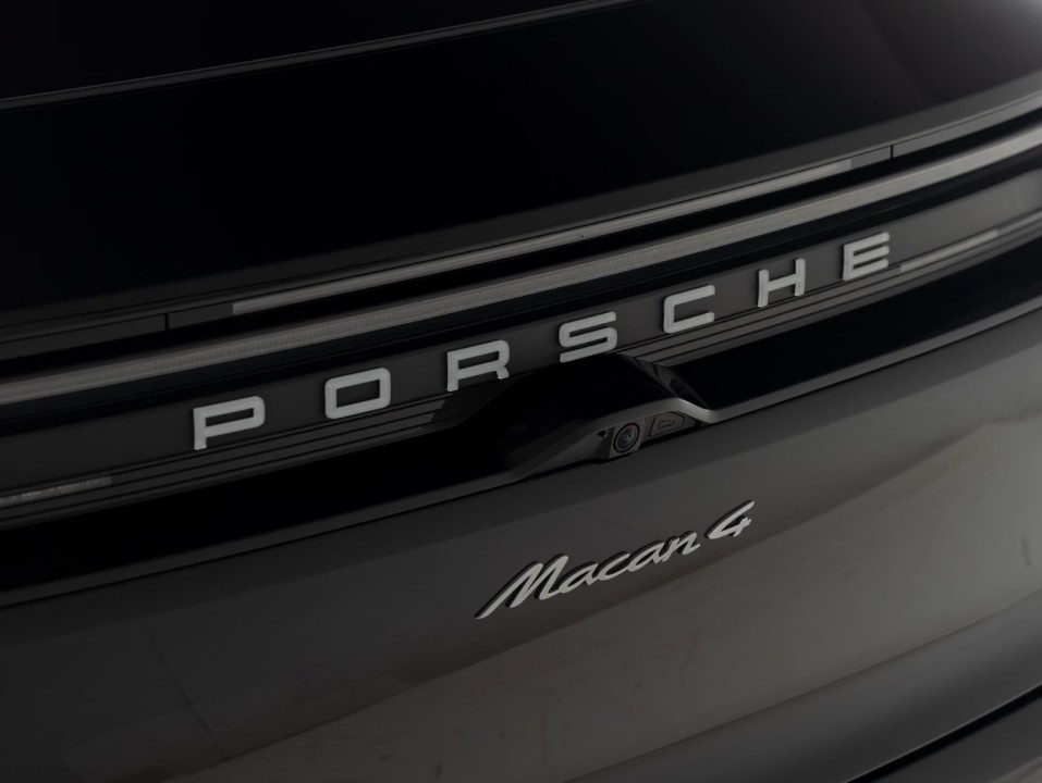 Porsche Macan - foto 27