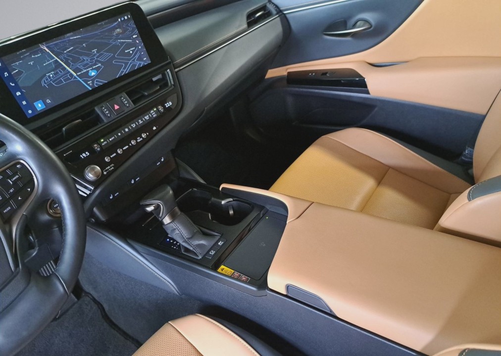 Lexus Seria ES 300h Business Edition - foto 17