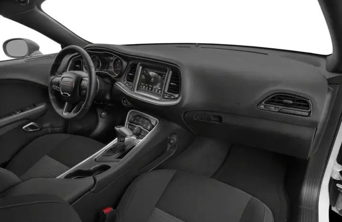 Dodge Challenger GT (5)