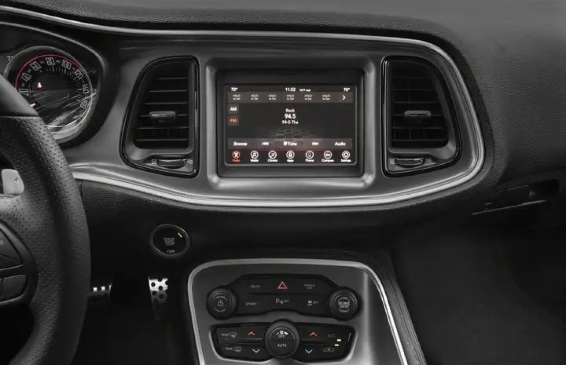 Dodge Challenger GT - foto 8