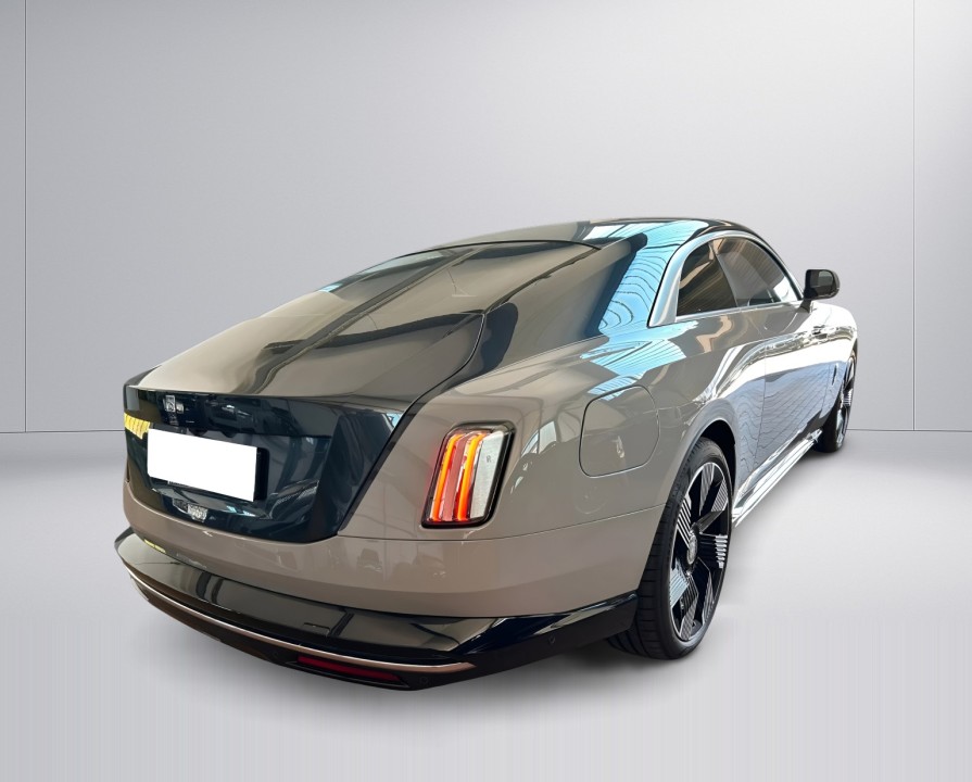 Rolls-Royce Spectre (2)