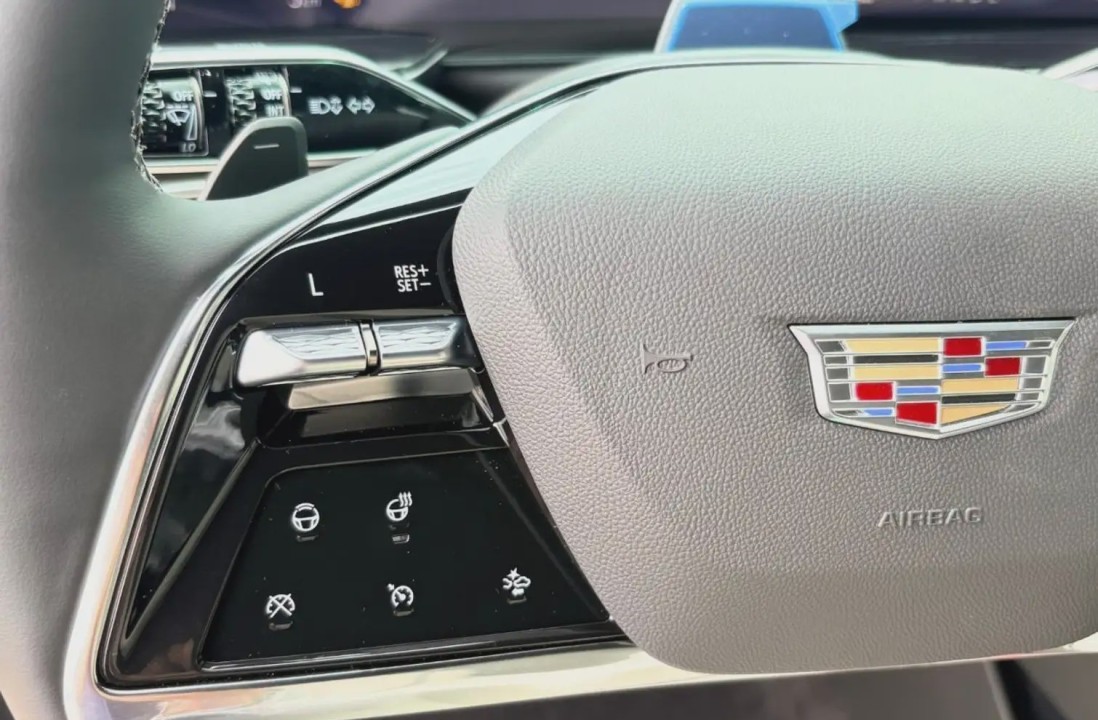Cadillac Escalade Sport - foto 14