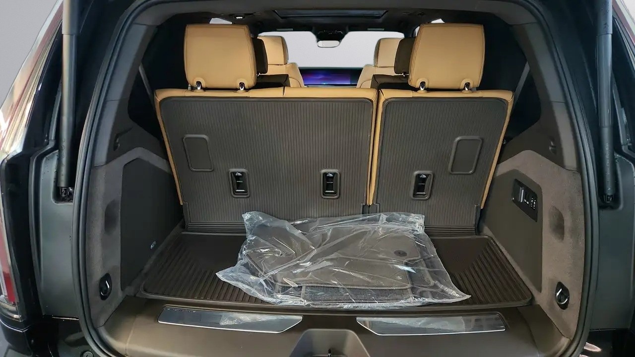 Cadillac Escalade 4WD Luxury - foto 31