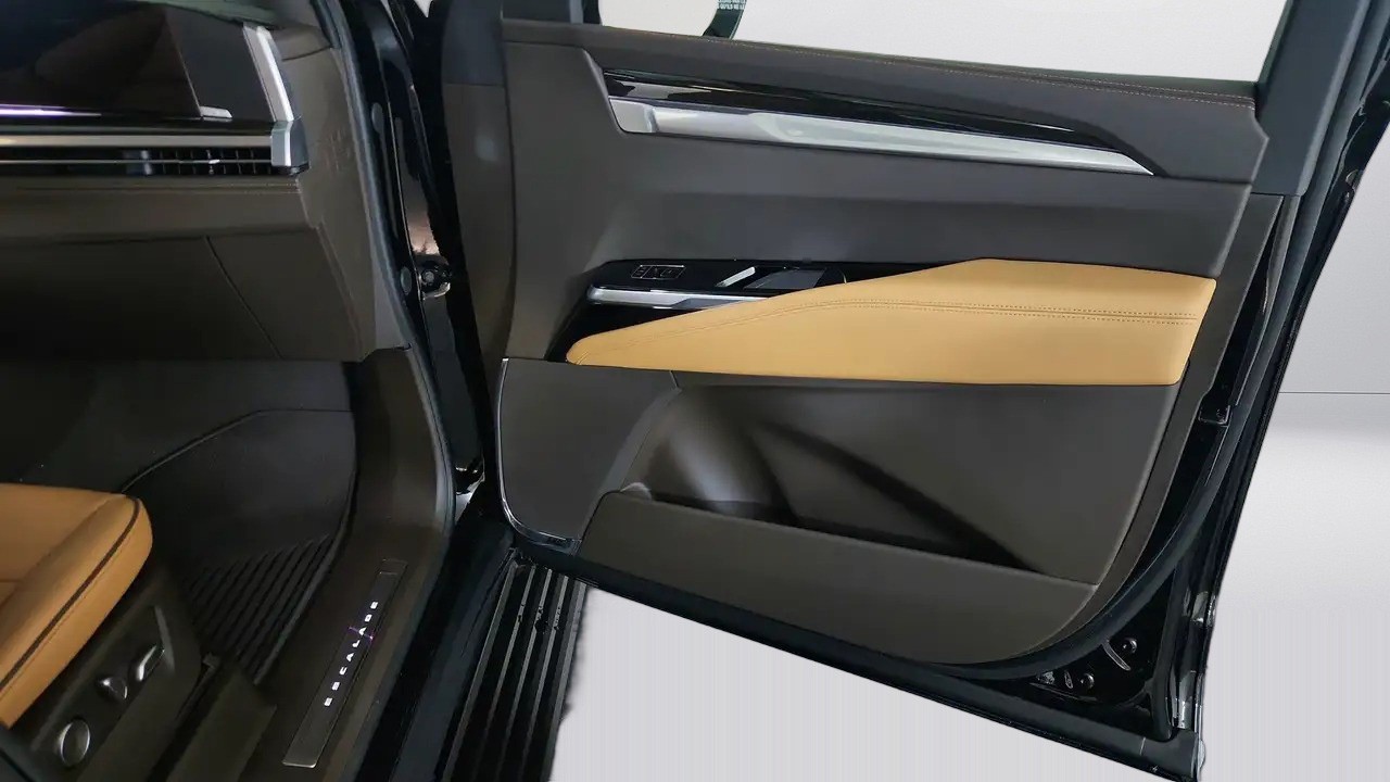 Cadillac Escalade 4WD Luxury - foto 28