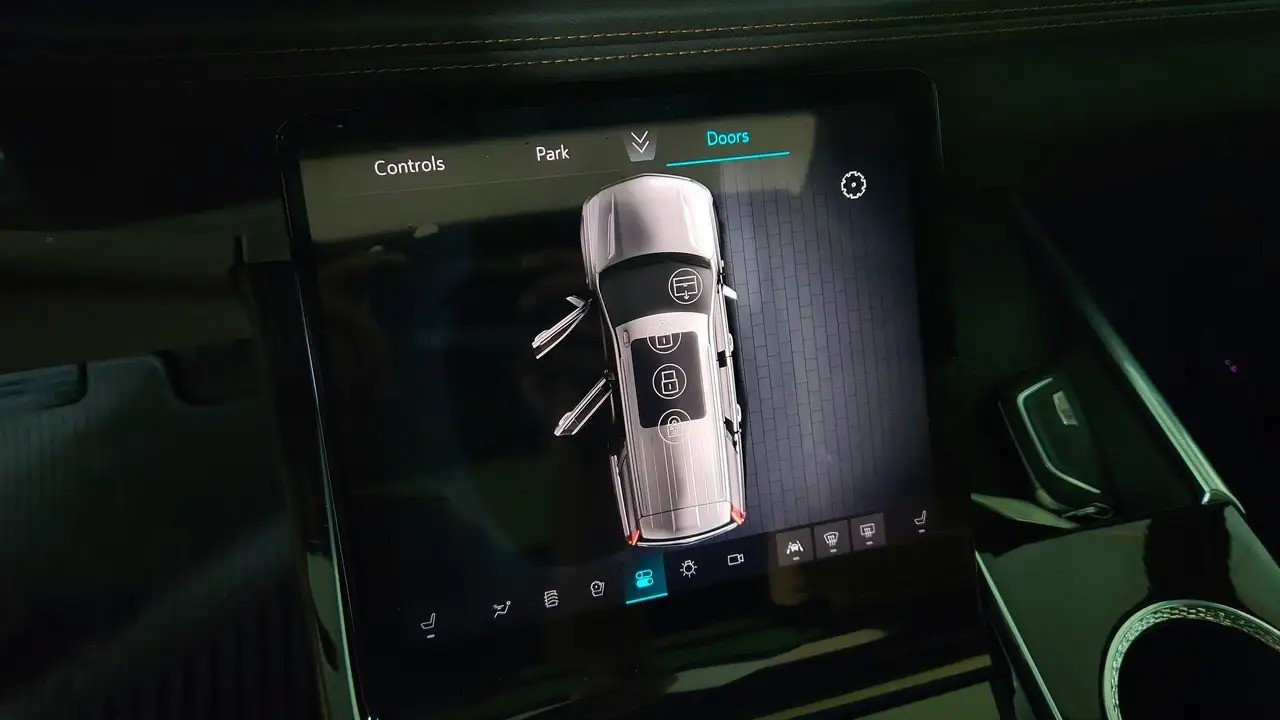 Cadillac Escalade 4WD Luxury - foto 18