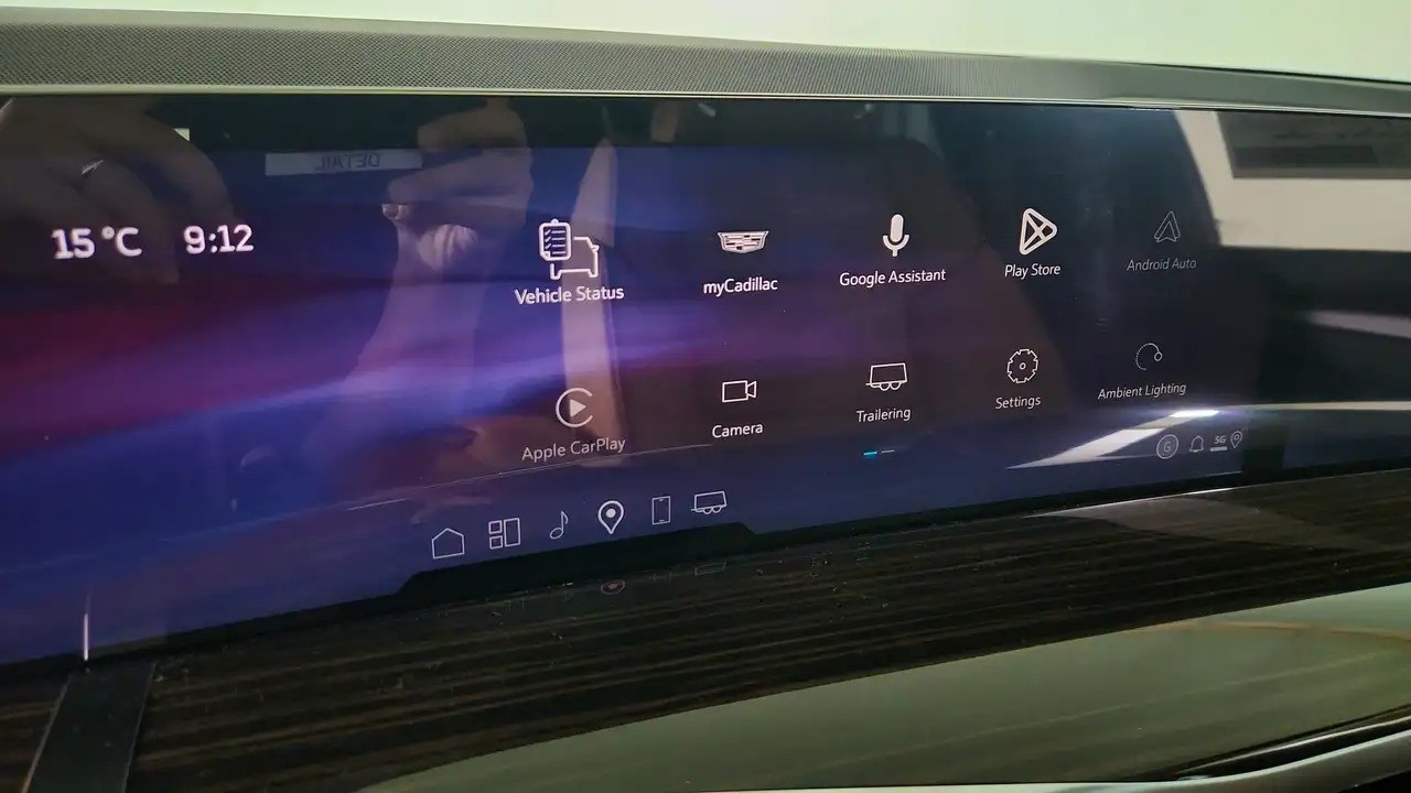 Cadillac Escalade 4WD Luxury - foto 19