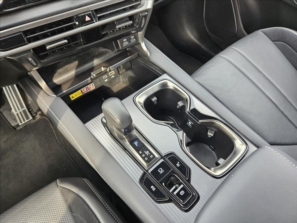 Lexus Seria RX 500h F-Sport - foto 19