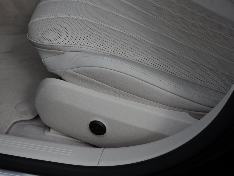 Mercedes-Benz E 300de 4MATIC - foto 15