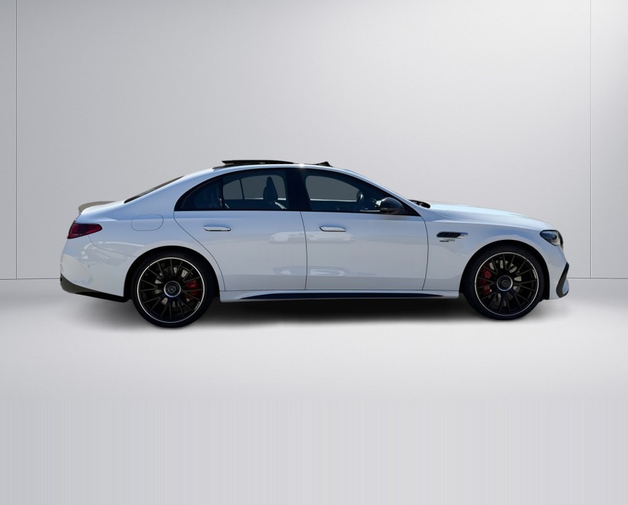Mercedes-Benz E 53 AMG 4MATIC+ (2)