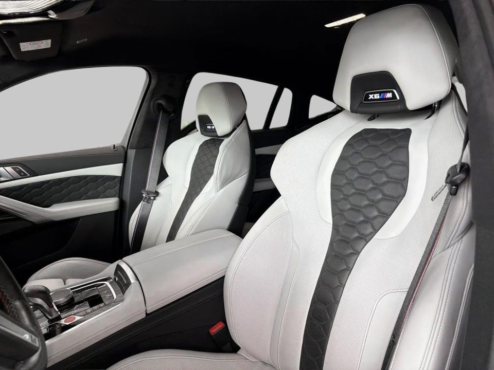 BMW X6 M Competition - foto 9