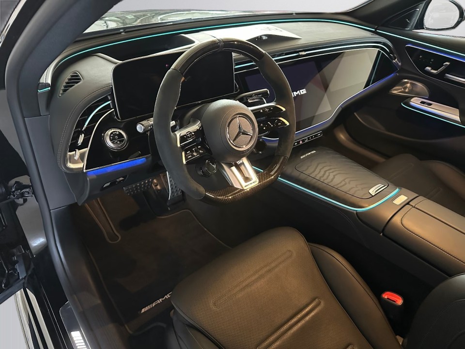 Mercedes-Benz E 53 AMG 4MATIC+ - foto 8