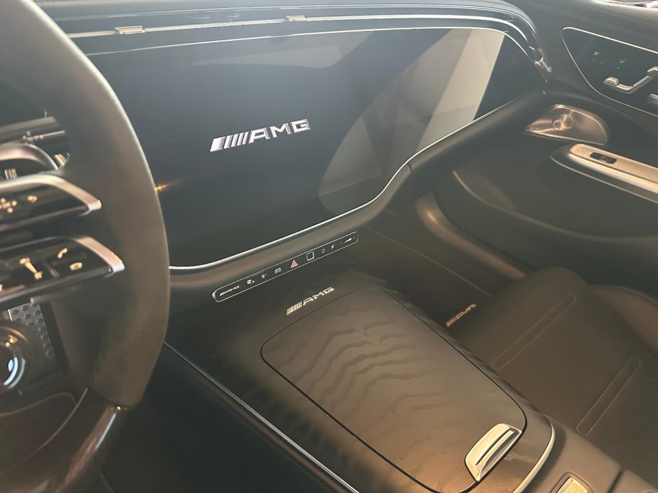 Mercedes-Benz E 53 AMG 4MATIC+ - foto 13