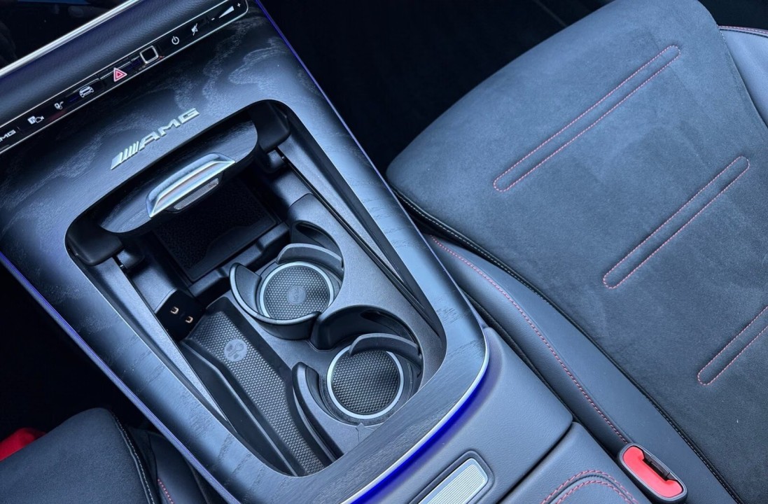 Mercedes-Benz E 53 AMG 4MATIC+ - foto 14