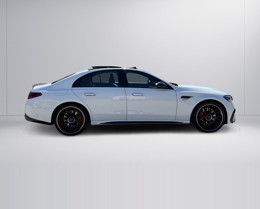Mercedes-Benz E 53 AMG 4MATIC+ (2)