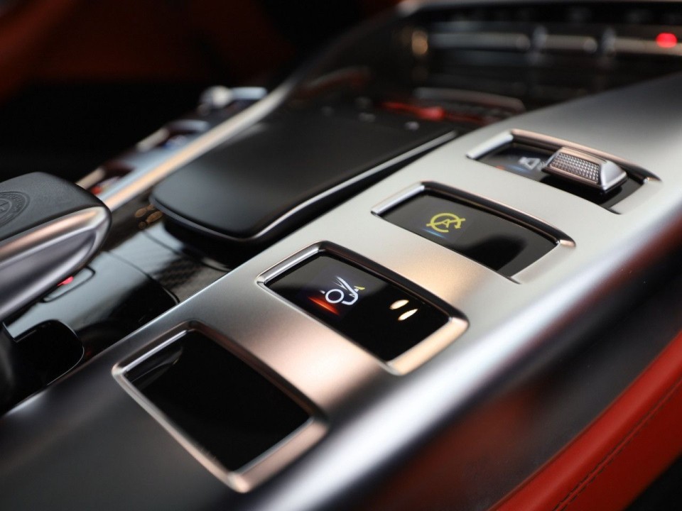 Mercedes-Benz AMG GT 53 4MATIC+ - foto 15