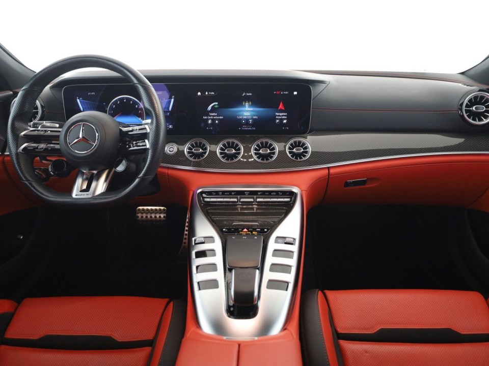 Mercedes-Benz AMG GT 53 4MATIC+ - foto 11