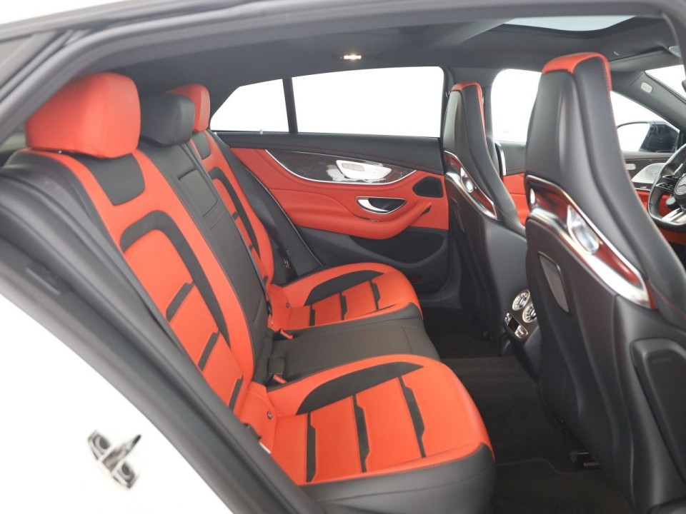 Mercedes-Benz AMG GT 53 4MATIC+ - foto 9