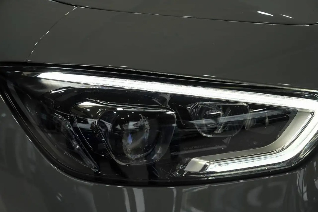 Mercedes-Benz AMG GT 53 4MATIC+ - foto 9
