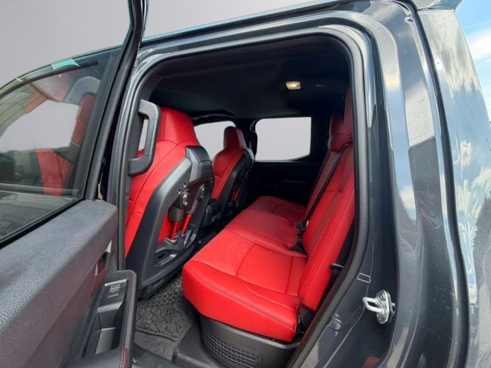 Toyota Tacoma TRD PRO - foto 8