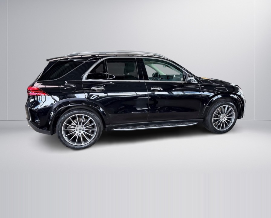 Mercedes-Benz GLE 350de 4MATIC AMG Line (2)