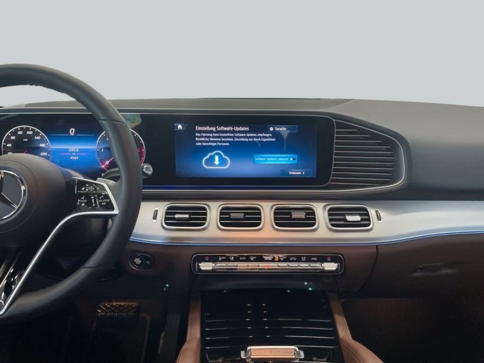 Mercedes-Benz GLE 300d 4MATIC - foto 13