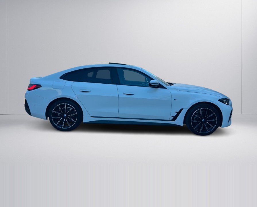 BMW Seria 4 420i Gran Coupe M-Sport (2)