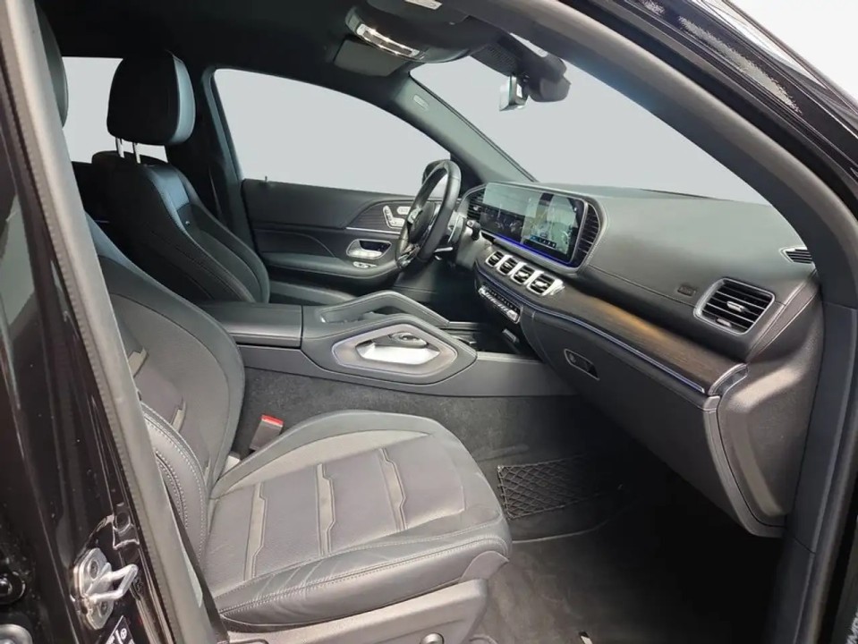 Mercedes-Benz GLE Coupé AMG 53 4MATIC+ - foto 12