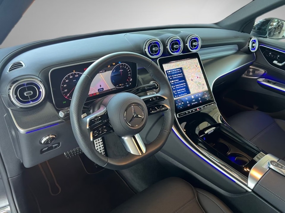 Mercedes-Benz GLC 300e 4MATIC AMG Line - foto 8