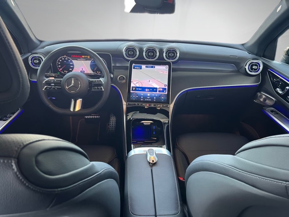 Mercedes-Benz GLC 300e 4MATIC AMG Line - foto 14