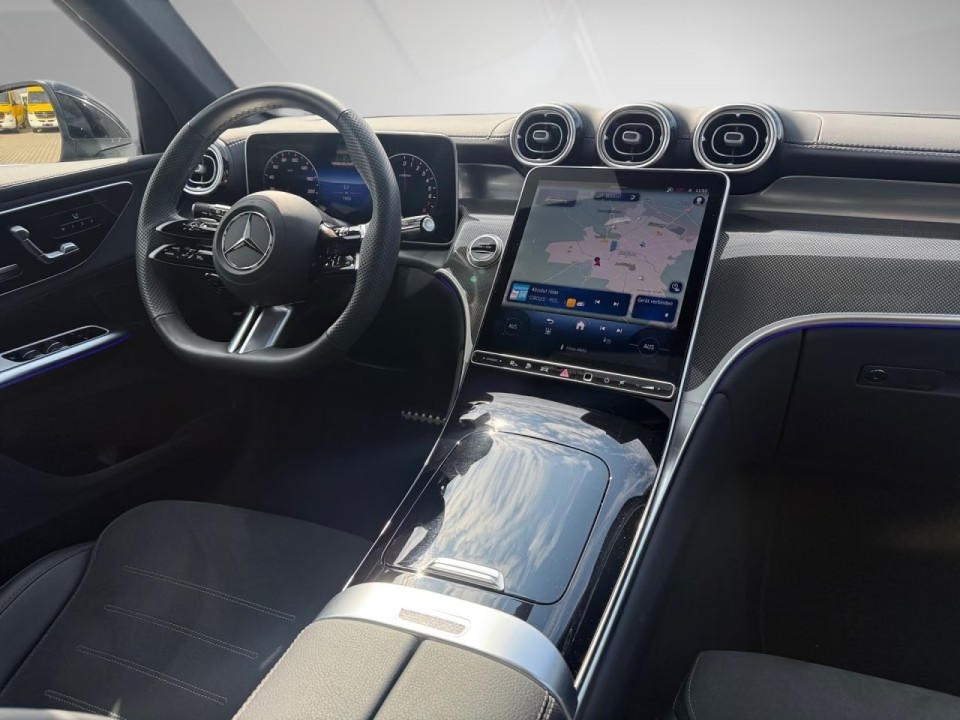 Mercedes-Benz GLC 300e 4MATIC AMG Line - foto 13