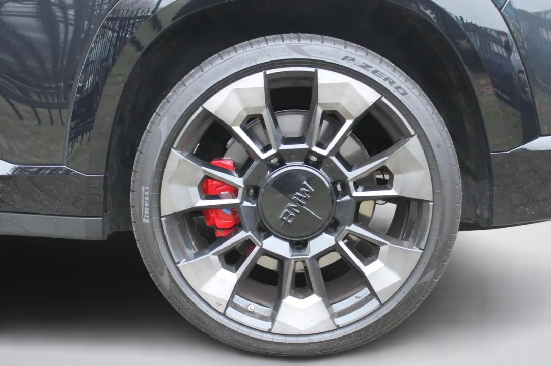 BMW XM - foto 15