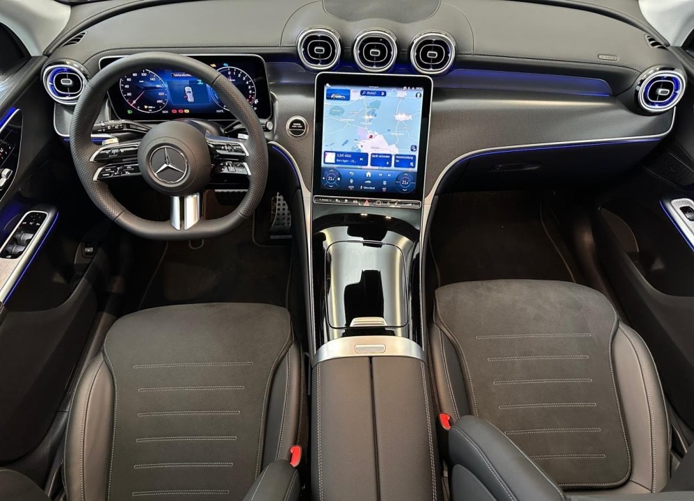 Mercedes-Benz GLC 300e 4MATIC AMG Line - foto 8