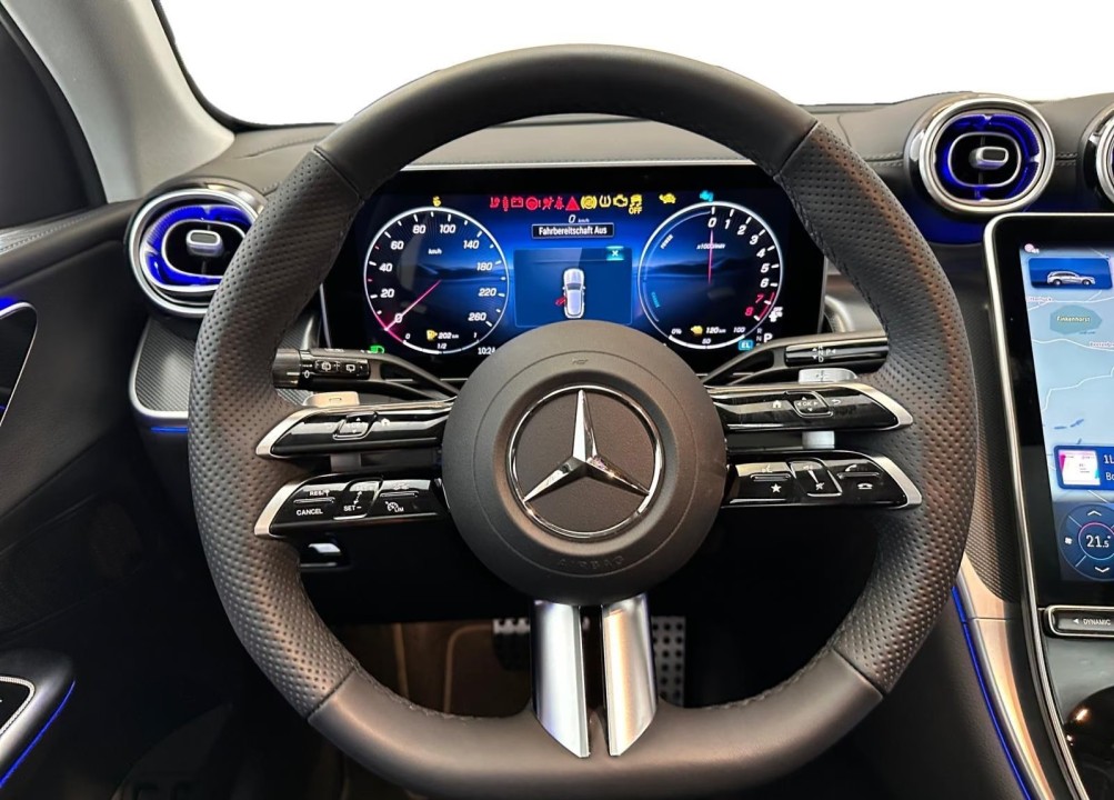 Mercedes-Benz GLC 300e 4MATIC AMG Line - foto 9