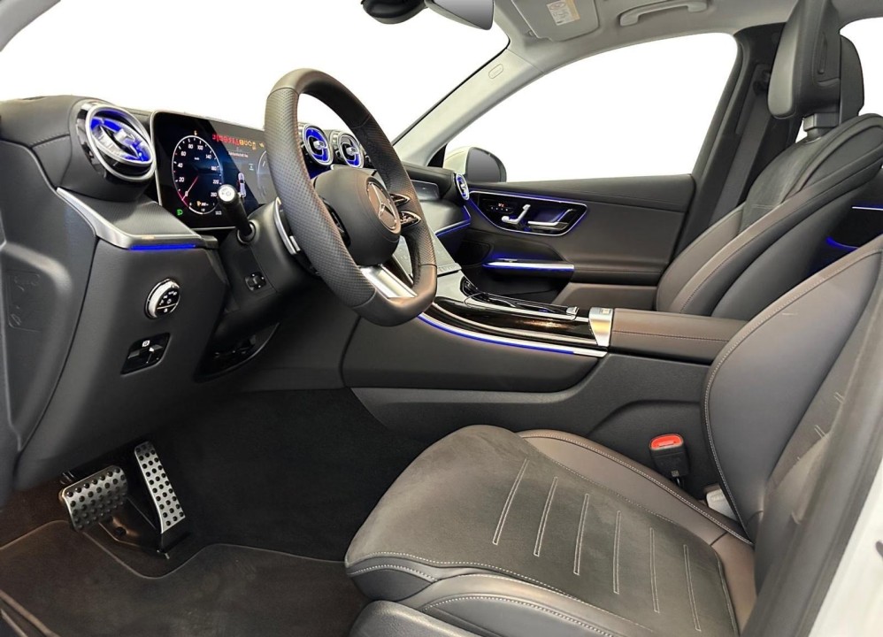 Mercedes-Benz GLC 300e 4MATIC AMG Line (5)