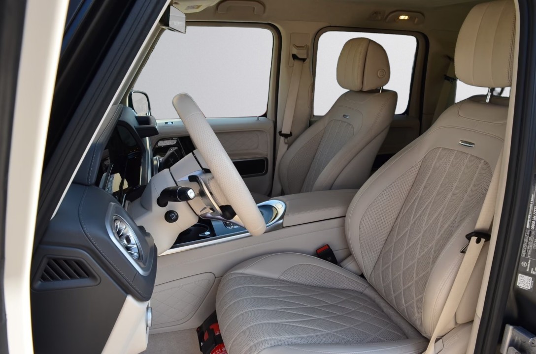 Mercedes-Benz G 63 AMG - foto 12